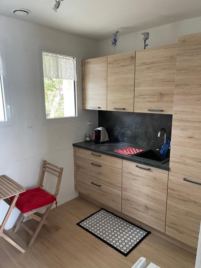 Pern Villa Le Paradis מראה חיצוני תמונה