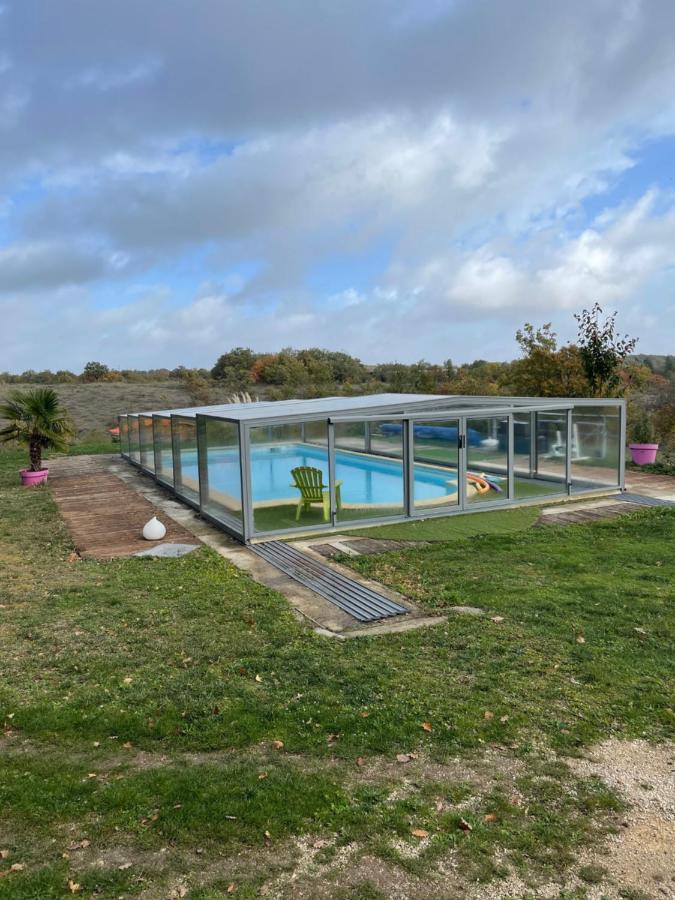 Pern Villa Le Paradis מראה חיצוני תמונה